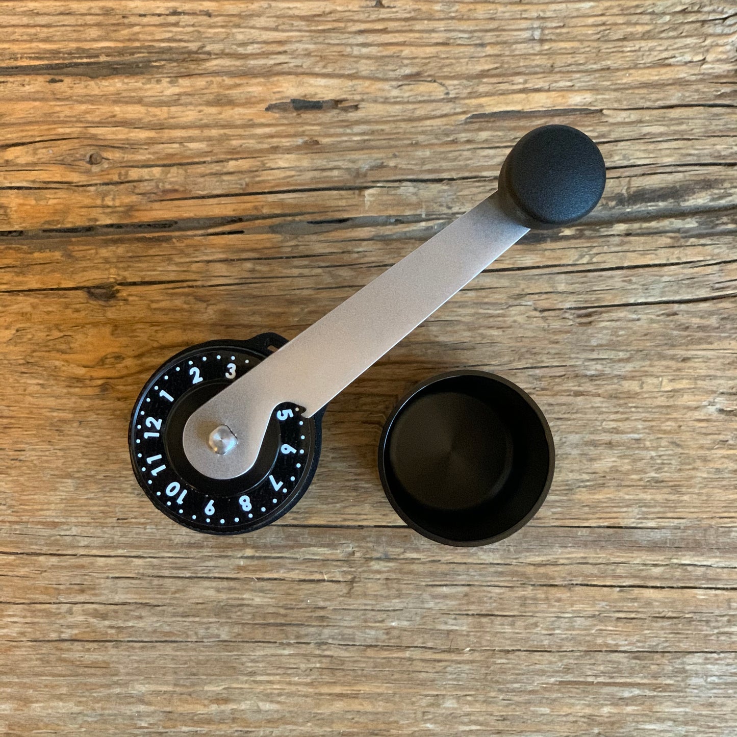 AERGRIND BLACK (34925936659)