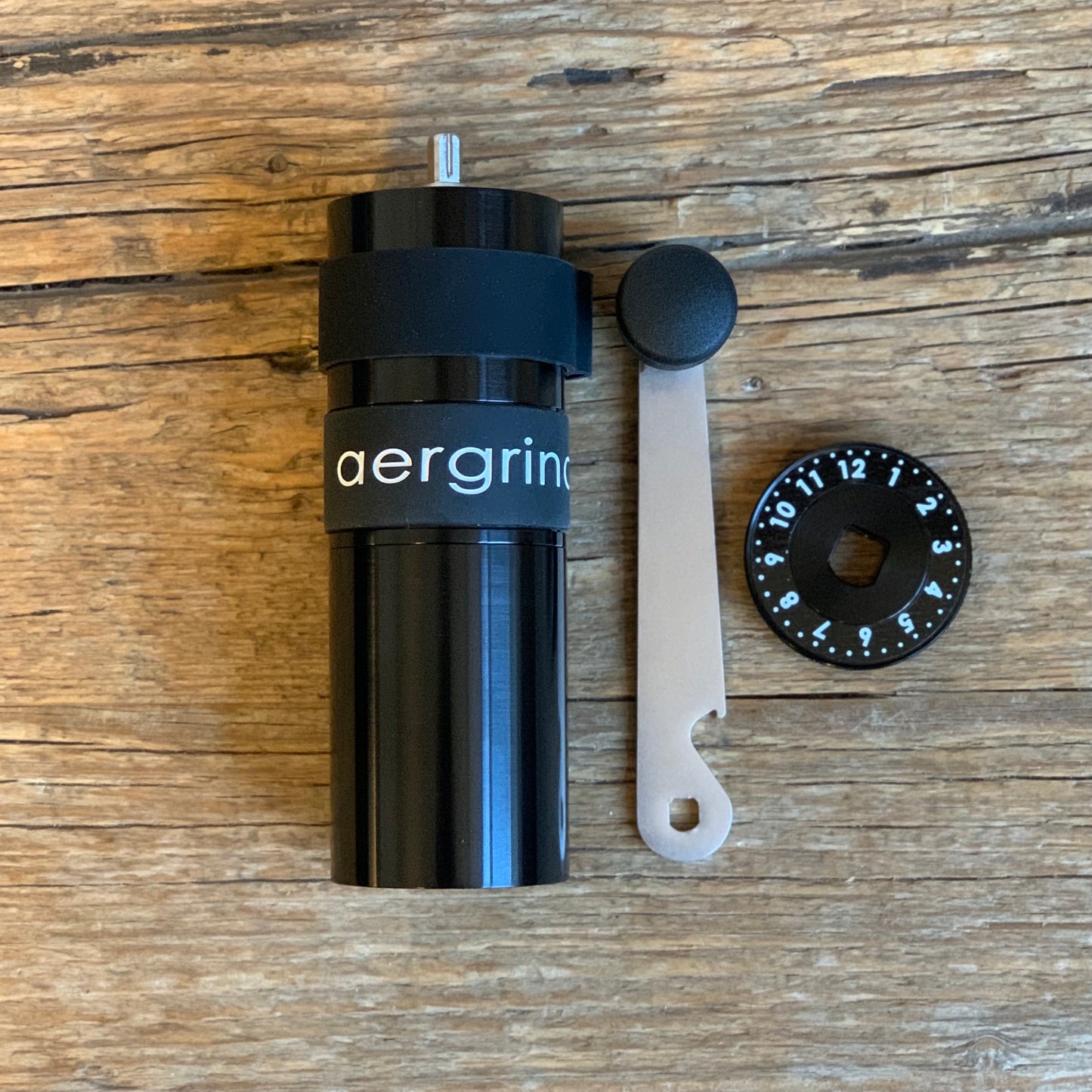 AERGRIND BLACK (34925936659)
